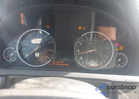 2015 BMW 750I z USA, uszkodzony, nr VIN WBAYA8C5XFD825533